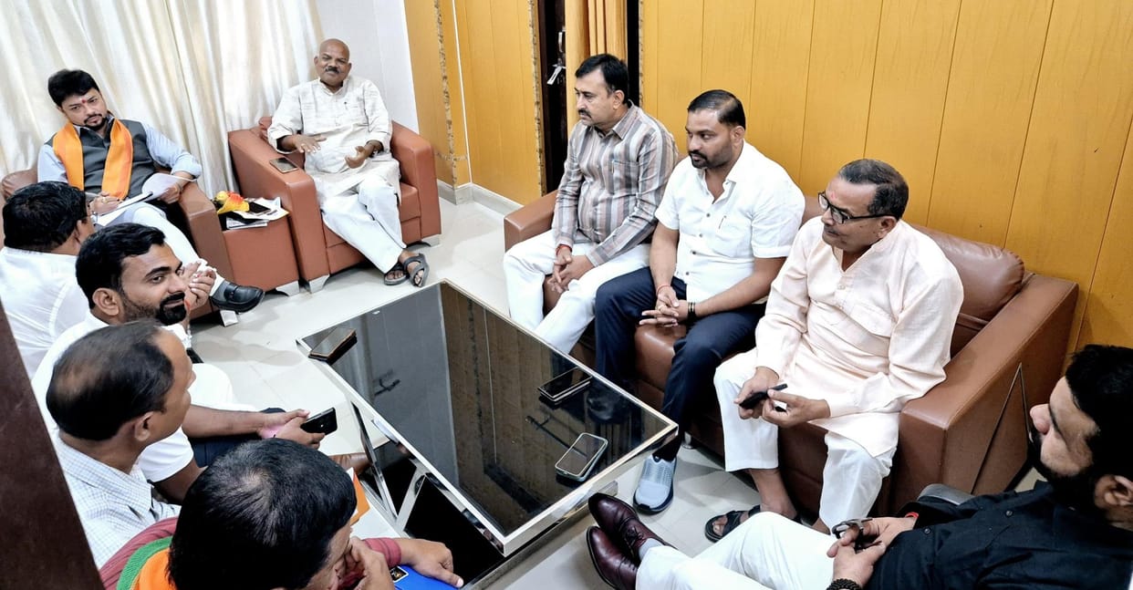 Respect for BJP workers becomes the center of controversy, organization mobilizes