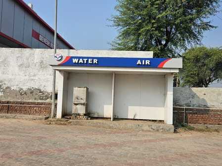 Petrol pumps in Nuh district are not providing basic facilities.