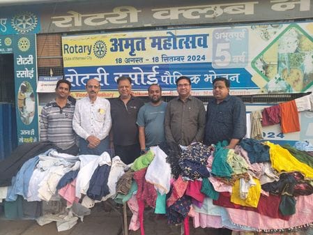 Distributed clothes to needy people