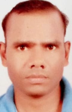 A labourer who left home for Surat was hit by a train and died.