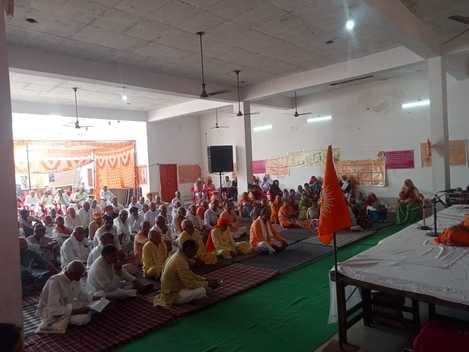If work is done for God, one's intellect becomes pure: Acharya Pradyumna
