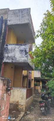 BSNL's residential building, built at a cost of crores, is in a dilapidated condition