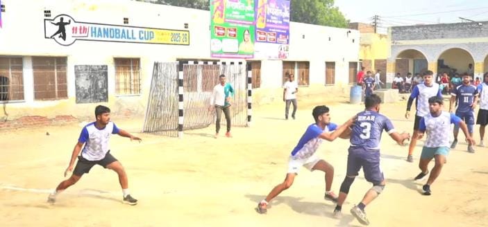 In the handball competition, Talwada Khurd Team A defeated Diesel Team by 3 points.