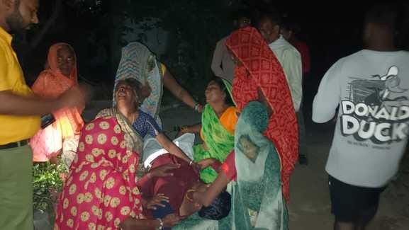 She used to go to Azamgarh for ghost-related purposes and watch videos of Acharya Prashant.