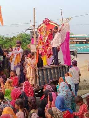 Immersion of idols of Lakshmi-Ganesh