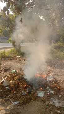 AQI still above 200, garbage being burnt