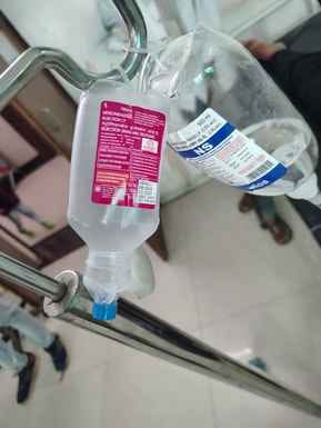 Gwalior News: Patients' health deteriorated after being given drips at the district hospital.