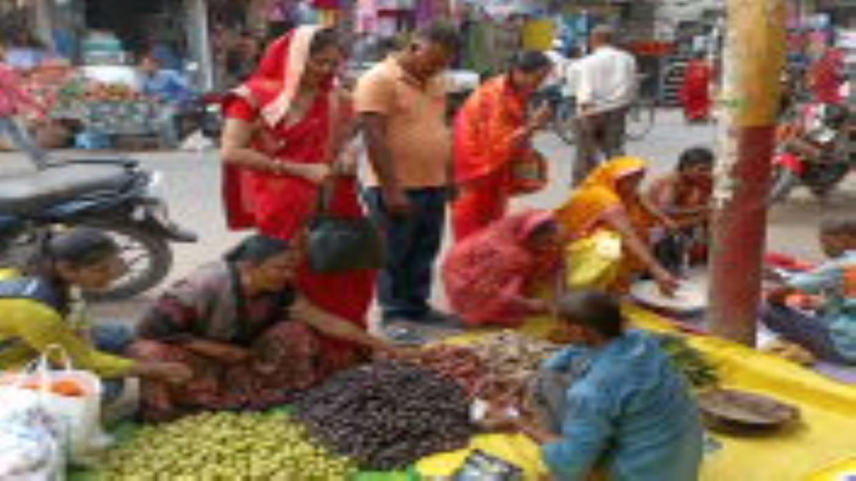 Chhath begins with Nahay-Khaay, markets ready too