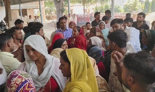 Driver murdered in transaction dispute