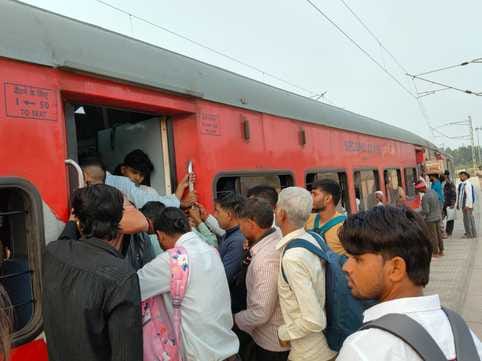 Sabarmati-Haridwar bi-weekly AC special will run till November 6
