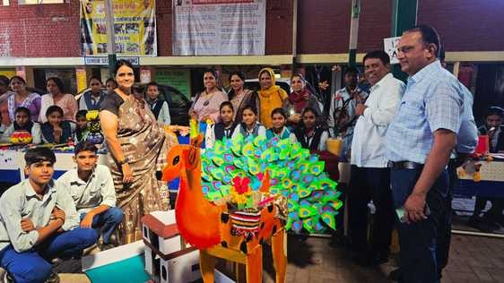 Students made handmade products from waste material.