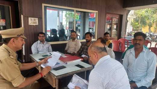 One of the two complaints received on Thana Diwas was resolved.