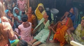 Siddharthnagar News: Innocent child dies after being hit by a bike outside his home
