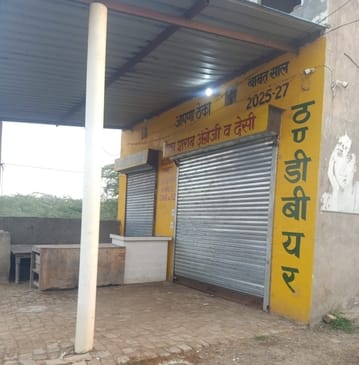 Firing at Farmana's liquor shop for not paying extortion money, Sumit alias Chhota Saimania's name has surfaced.