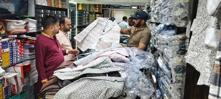 Clothing market heats up after the cold weather sets in