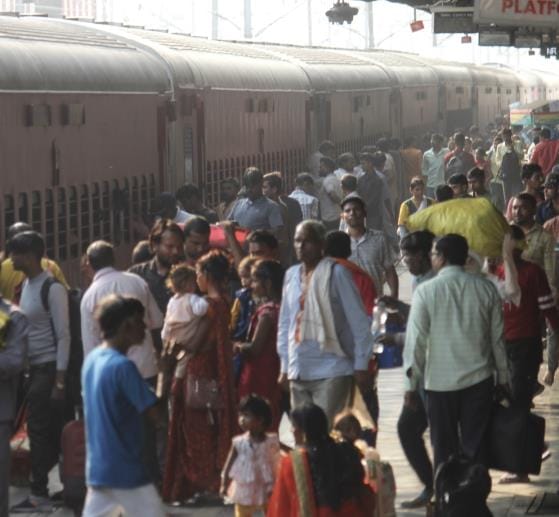 Claims of additional trips fall flat, trains are packed, making travel difficult.