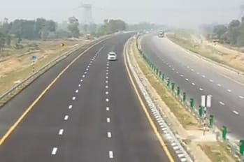 UP: Greenfield Expressway to connect Ganga Expressway to Jewar Airport, to be constructed at a cost of Rs 1,24