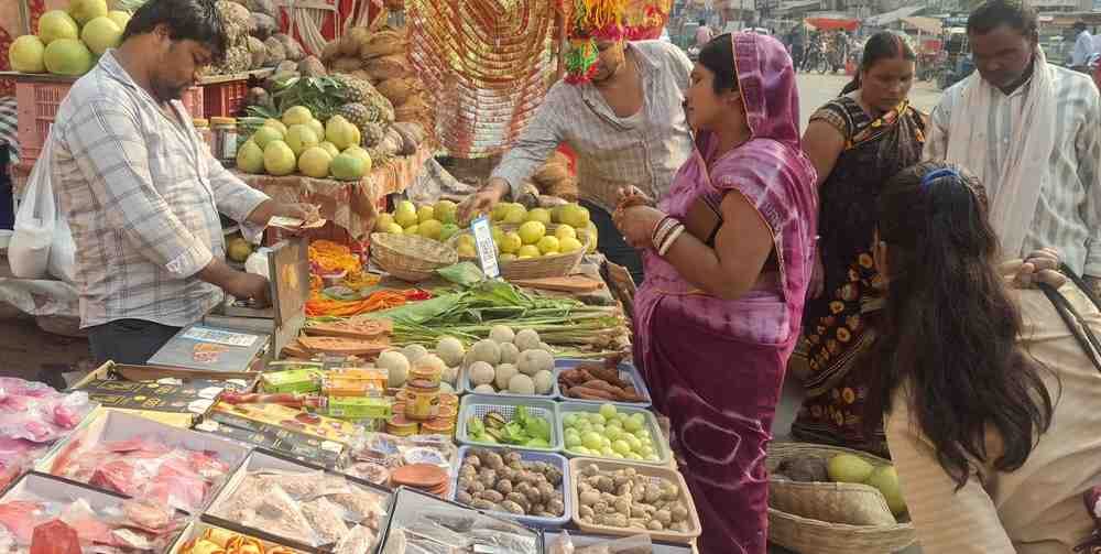 Chhath festival begins with bathing and eating, Kharna today