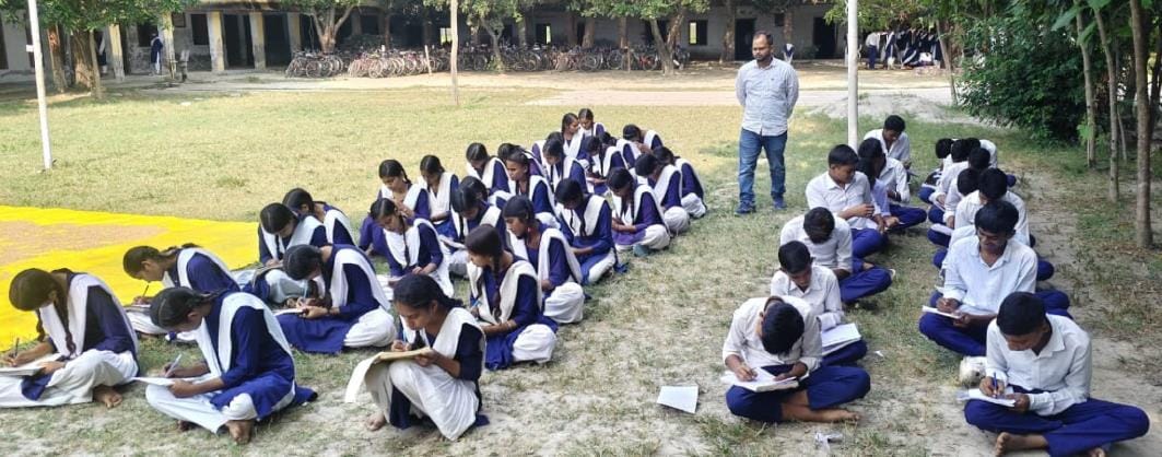 Pratima tops in Rangoli, Rakhi tops in Essay