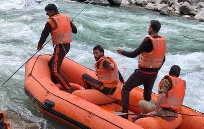 Srinagar, Search in Kishanganga River, Man Missing
