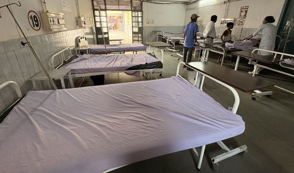 Siddharthnagar News: Cold is knocking...necessary arrangements are being made in the medical college
