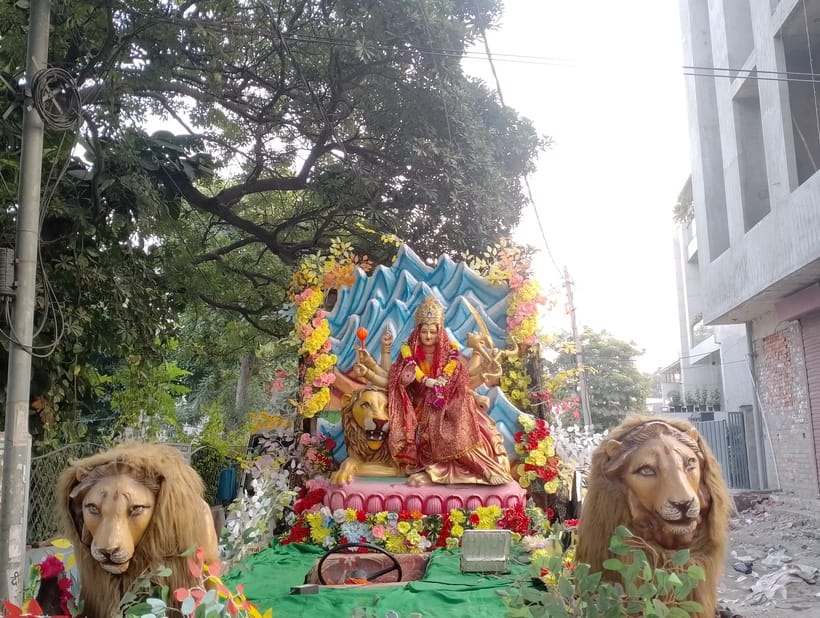 Shyam Baba visited the city, tableaux from Odisha and Kerala captivated the hearts.