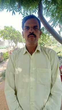Carpenter hanged himself from a tree