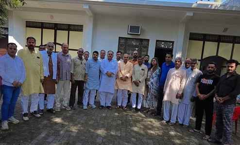 Mann Ki Baat programme was seen and heard at the booths