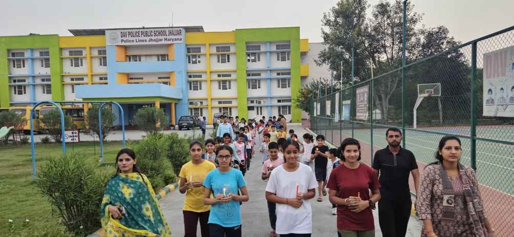 Students organised a candlelight march in memory of police martyrs.