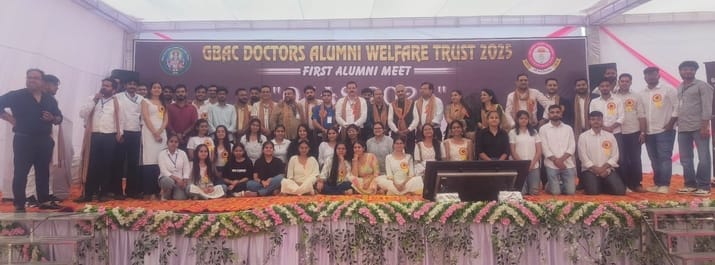 600 doctors attended the alumni meet of Gaud Brahmin Ayurvedic College.