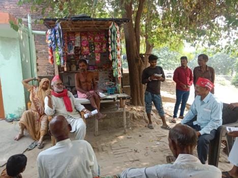 Campaign launched against BJP government by distributing pamphlets
