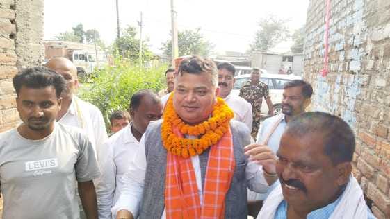 Muzaffarpur Bihar news : people of bihar who run the country not labour bjp minister says attack on congress