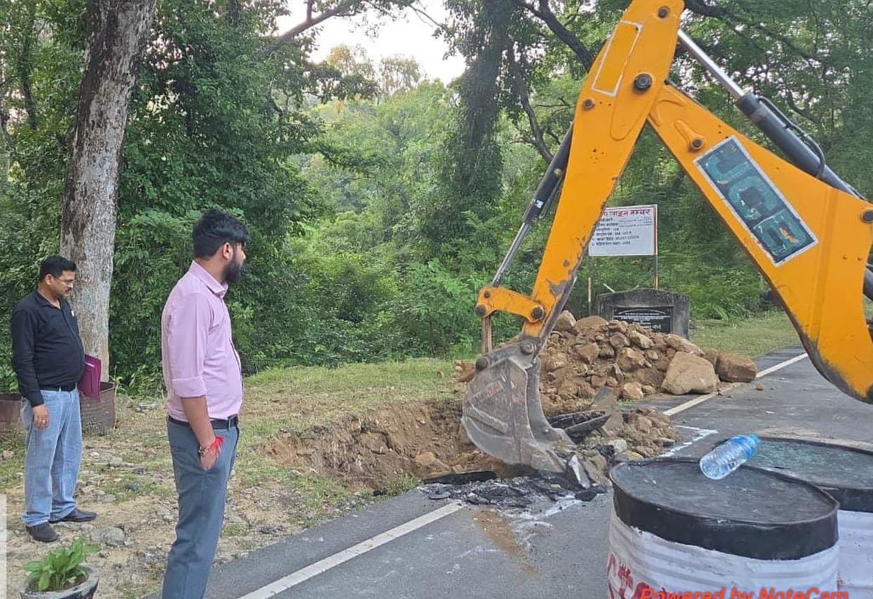 Construction of border entrance begins, enhancing security and tourism potential