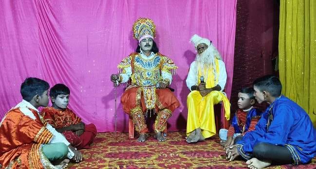 The audience was moved by the staging of Shri Ram's birth.