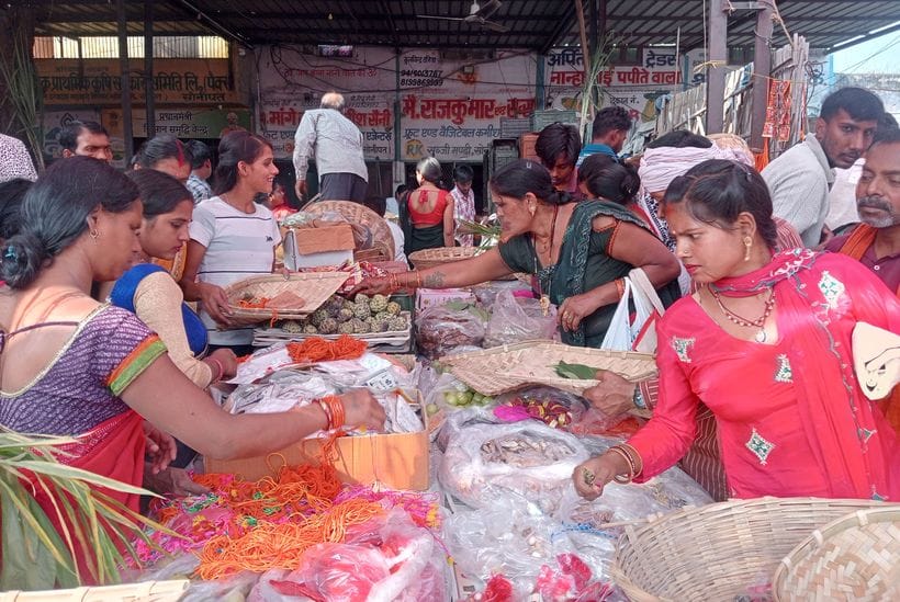 Chhath Mahaparva: Nirjala fast begins with Kharna, a flood of devotion will flow on the ghats today.