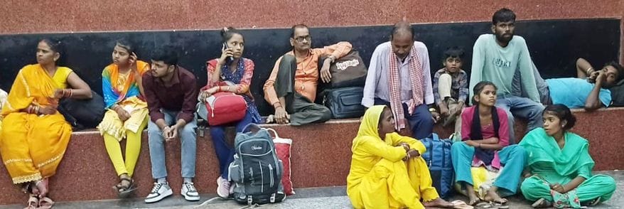Passengers travelling home for Chhath Puja face increased difficulties as trains arriving late became a problem.