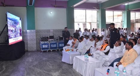 The dream of a prosperous India will come true through the upliftment of the person standing in the last row.