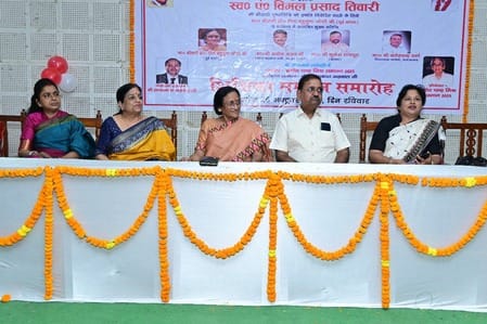 Prof. Rambabu and social worker Satyaprakash were honored.