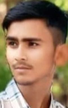 Bike rider killed in collision with Scorpio, two nieces injured