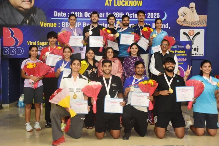 Siddharth and Amolika won the singles trophy