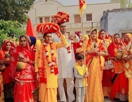Kalash Yatra taken out before Shri Shiv Mahapuran Katha
