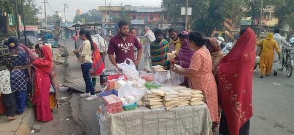 Enthusiasm among devotees on Chhath festival, devotees performed Kharna with devotion