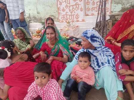 Muslim women of Parshurampur village also observed Chhath fast.