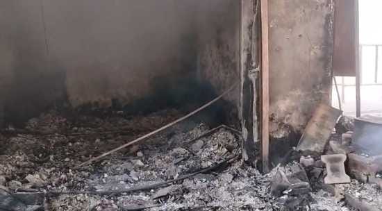 Massive fire in Nagni Mata temple premises Bhadwar, eight shops burnt to ashes