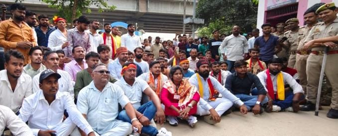 Police station surrounded in case of beating of Dalit youth