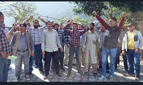 राजोेरी  दिहाड़ी मज़दूरों का प्रदर्शन