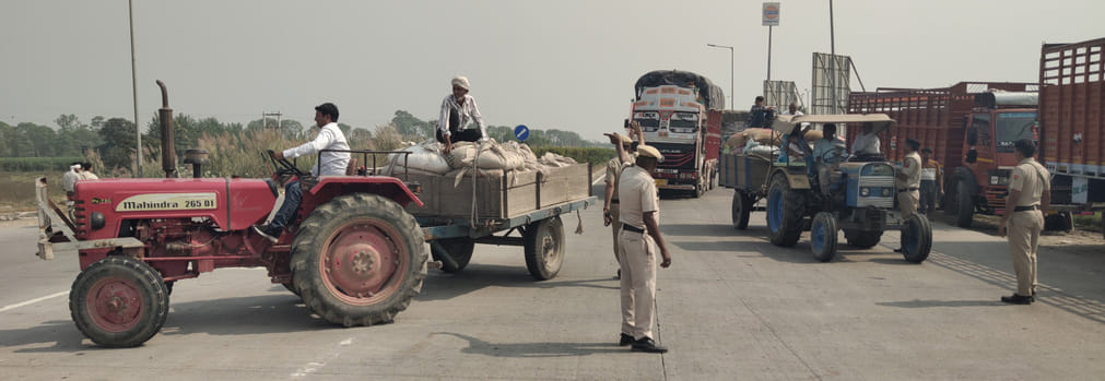 Farmers from UP staged a protest at the Sanauli-Yamuna border, preventing them from entering Haryana.