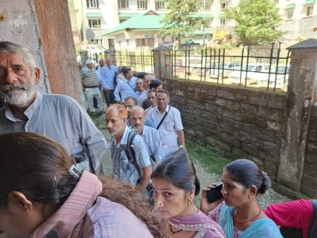 1400 quintals of wheat seeds reached Dharampur