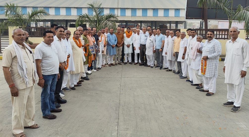 Brahmin community felicitated the Market Committee Chairman in Babain.