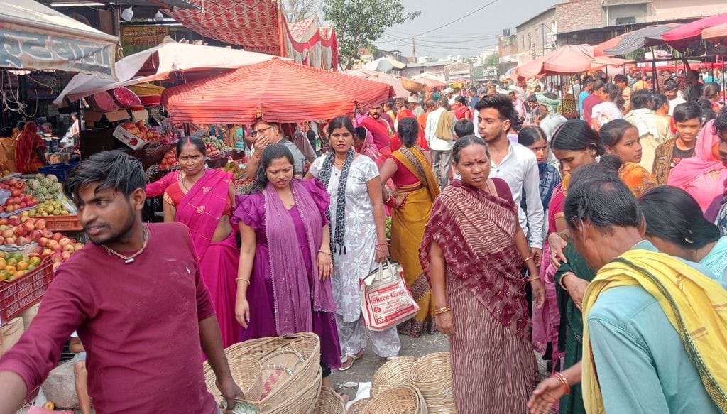 Chhath Mahaparva: Shopping till noon, offering of Arghya in the evening